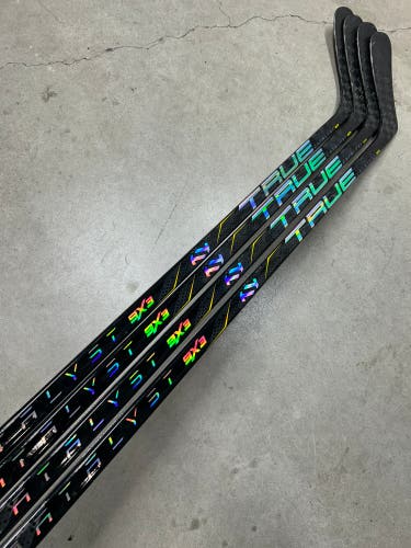 4 PACK 75 Flex P92 Senior True Catalyst 9x3 Left Hand Hockey Stick Pro Stock (New)