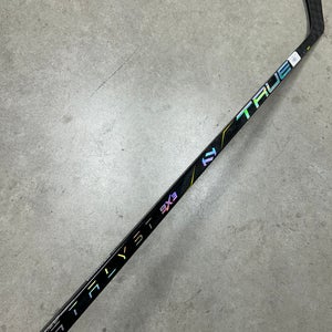 80 Flex P92 Senior True Catalyst 9x3 Left Hand Hockey Stick Pro Stock (New)