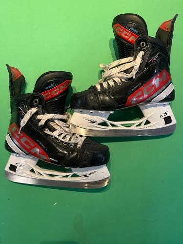 CCM JetSpeed FT6 Pro Hockey Skates | Size 6R
