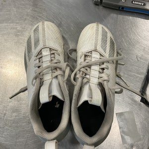 Used Adidas Soccer Cleats White Junior 04 11614-S000231993