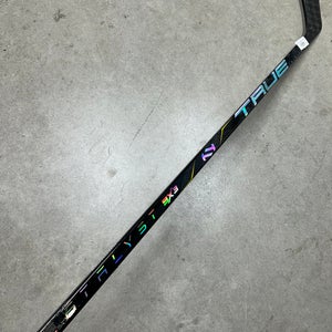 80 Flex P28M TRUE Catalyst 9x3 Senior Left Hand Hockey Stick NHL Pro Stock (New)