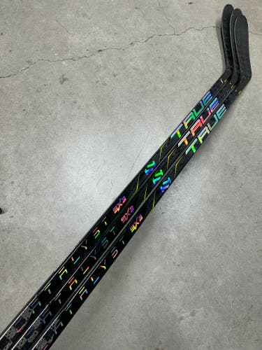 3 PACK 80 Flex P28M TRUE Catalyst 9x3 Senior Left Hand Hockey Stick NHL Pro Stock (New)