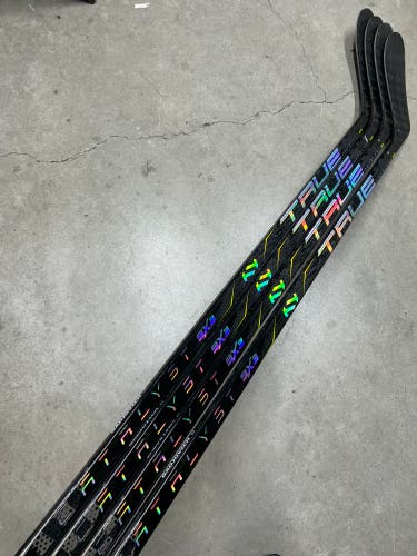 4 PACK 80 Flex P28M TRUE Catalyst 9x3 Senior Left Hand Hockey Stick NHL Pro Stock (New)