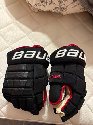 Pro Stock Chicago Blackhawks Bauer Pro Series stock gloves Patrick Kane