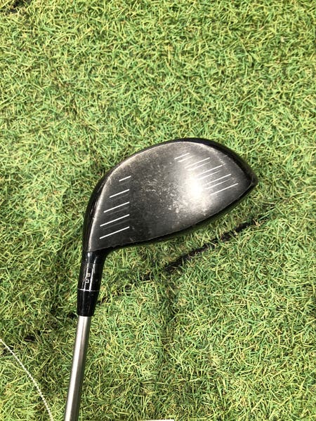 Men's 10.5° Titleist 915 D2 Driver | Mitsubishi Rayon Diamana S+