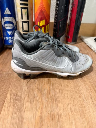 Kid's 6Y (Big Kids / Youth) Youth Nike Air Diamond (Used)