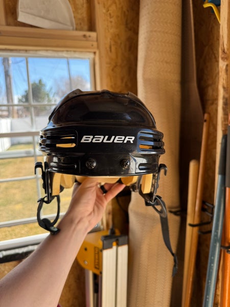 Large Bauer 4500 Helmet (Used)