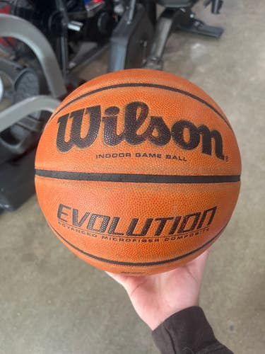 Used Wilson Basketball Adult Indoor 11605-S000212440