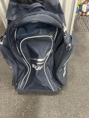 Used Bauer Sr Hockey Wheeled Navy Blue 11337-S000479821