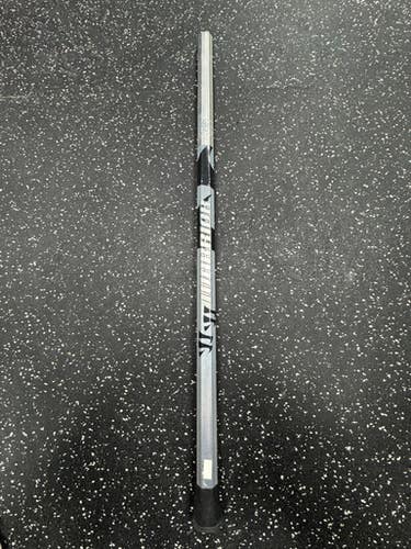 Used Warrior PLATINUM ALLOY Mens Atk/Mid LAX Shaft Grey 11849-S000037319