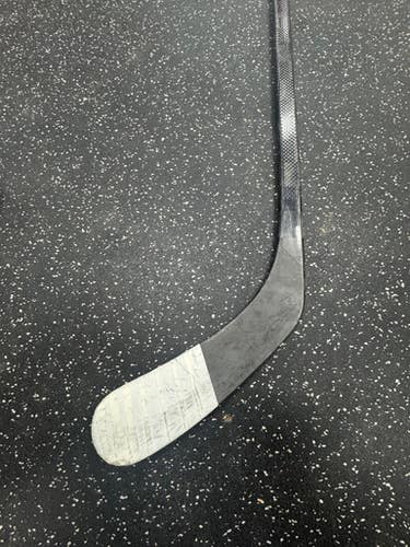 Used COMPOSITE HOCKEY STICK Senior One Piece Right 75 Flex 11849-S000037397