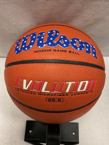 Used Wilson Basketball Womens Indoor 11490-S000269537