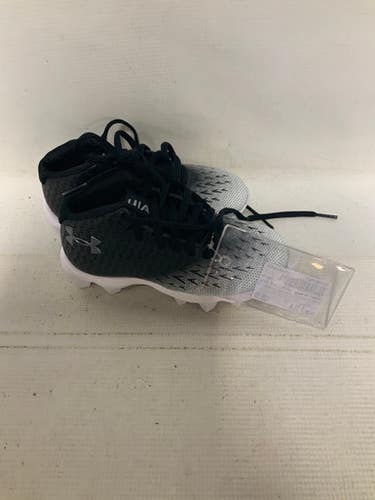 Used Under Armour SPOTLIGHT FRANCHISE 4 Jr FB Cleats Black Junior 01.5 11823-S000037528