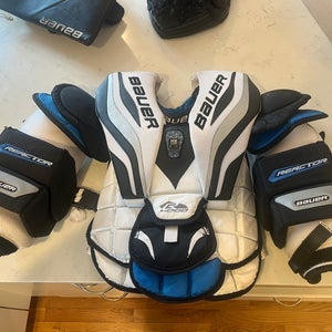 Medium Bauer Reactor 4000 Goalie Chest Protector (Used)
