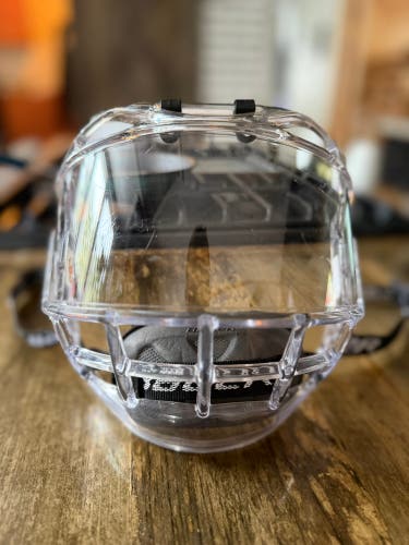 Bauer Junior Concept 2 Full Shield (Used)