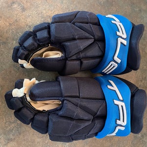 True Catalyst 9x Pro Gloves 14" Pro Stock (Used)