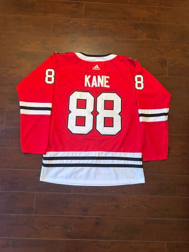 Red Chicago Blackhawks Patrick Kane #88 Jersey | Size 54 (Used)