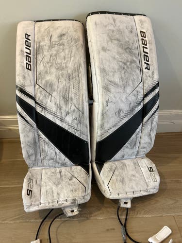 Small 2018 Bauer Supreme S29 Goalie Leg Pads (Used)