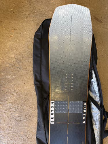 Unisex Snowboard Freestyle Without Bindings Soft Flex Directional (Used)