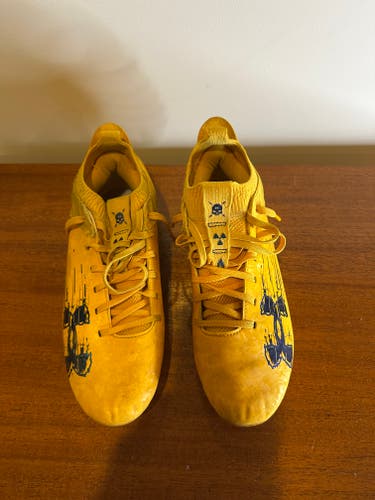 Men's 7Y (Big Kids / Youth) Under Armour Low Top Molded Cleats