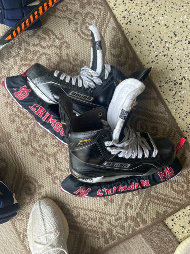 Black 2015 Bauer Supreme 180 Hockey Skates Regular Width 9.5 (Used)