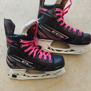 CCM JetSpeed Vibe Hockey Skates Regular Width Size 1.5 (Used)