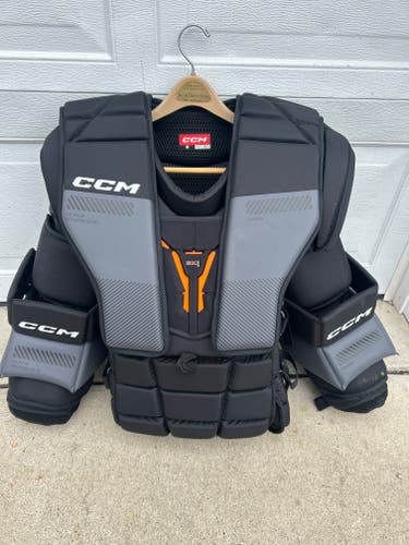 Large CCM Pro AB Goalie Chest Protector (Used)
