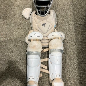 Youth Easton Jen Schro "The Fundamental" Softball Catcher's Set (Used)