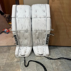 34" Vaughn Pro V Elite Goalie Leg Pads Pro Stock (Used)