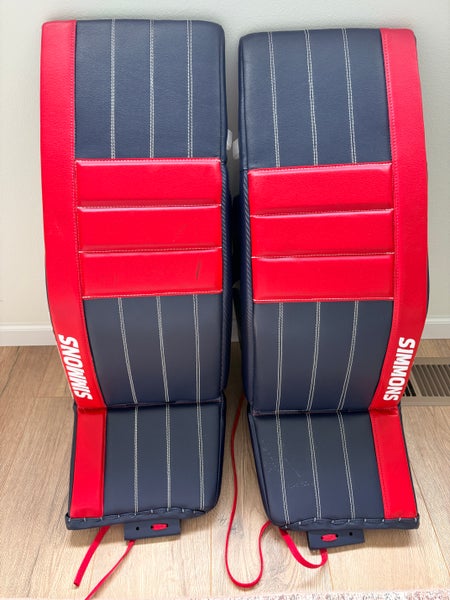 33" Simmons Goalie Leg Pads (Used)