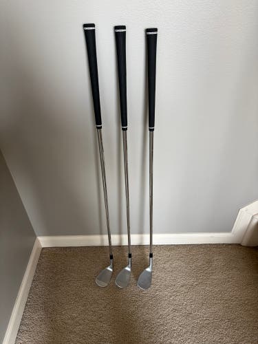 Men's Titleist Vokey SM10 Tour Chrome Right Handed Wedge Wedge Flex Steel Shaft (Used)