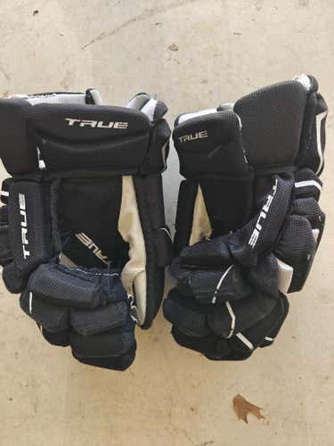 True Catalyst Gloves 12" (Used)