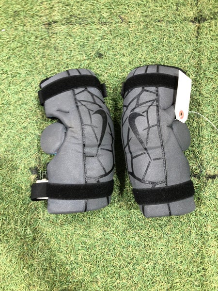 Large Youth Nike Vapor Arm Pads (Used)
