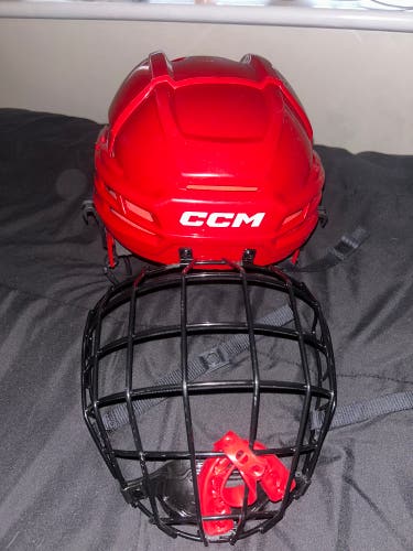 Medium CCM Tacks 70 Helmet (Used)