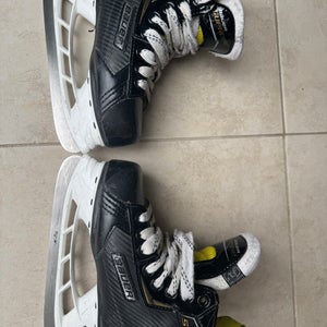 Black/Yellow 2018 Bauer Supreme S27 Hockey Skates Regular Width 13 (Used)