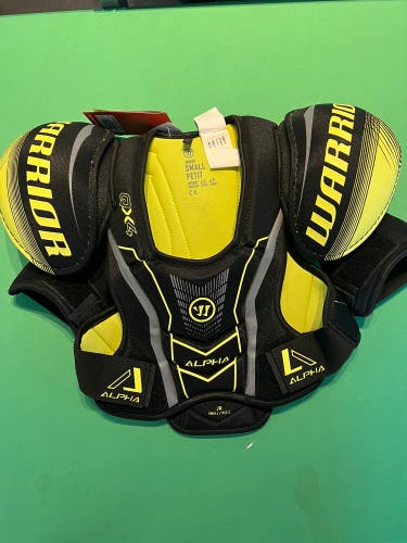 New Warrior Alpha QX4 Shoulder Pads | Junior Small
