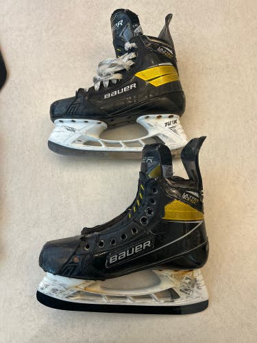 2020 Bauer Supreme Ultrasonic Hockey Skates 8.5 (Used)