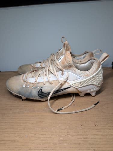 White Men's Size M 11.5 (W 12.5) Adult Nike Low Top Huarache Molded Cleats (Used)