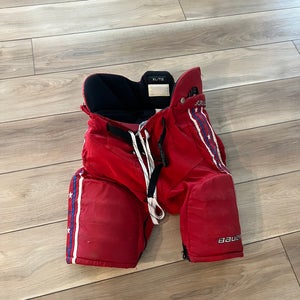 Junior XL Bauer Hockey Pants (Used)