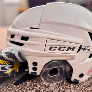 Senior Medium CCM Super Tacks X Helmet (New)