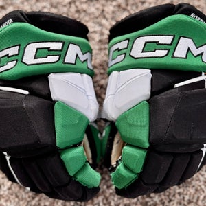 CCM HGPJSPP Gloves 13" Pro Stock (Used)