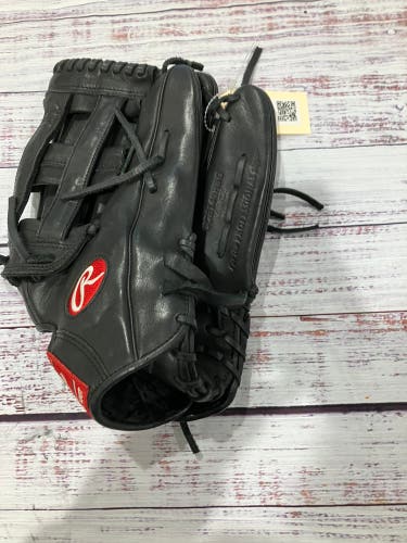 Black Rawlings Gg elite RH Outfield Softball Glove 14" (Used)