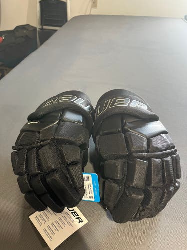 Bauer Supreme M3 Gloves 14" (New)