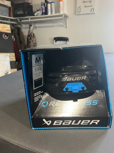 Medium Bauer Re-Akt 155 Helmet (New)