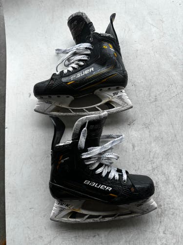 2022 Bauer Supreme M5 Pro Hockey Skates 7.5 (Used)