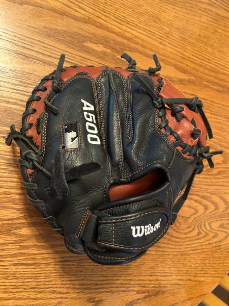 Wilson A500 RH Catcher's Glove 32" (Used)