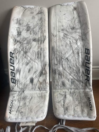 Medium 2024 Bauer Supreme Mach Goalie Leg Pads (Used)