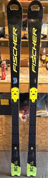 Fischer RC4 WC SL 158 cm Skis Without Bindings (Used)