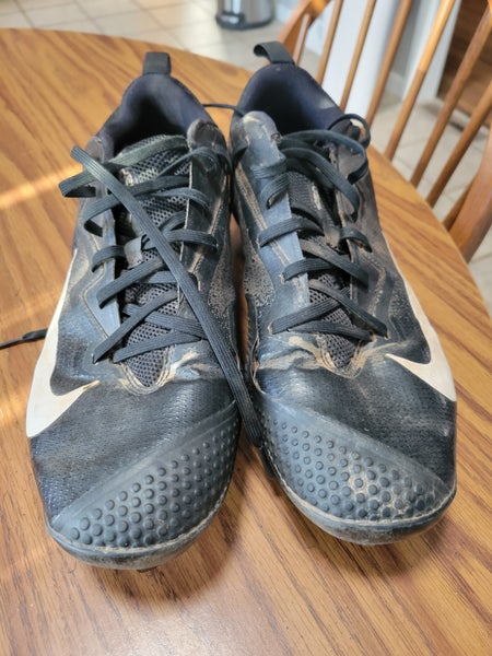 Black Size M 11.0 (W 12.0) Adult Nike Metal (Used)