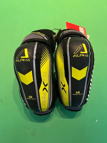 Warrior Alpha QX Pro Elbow Pads | Senior Medium